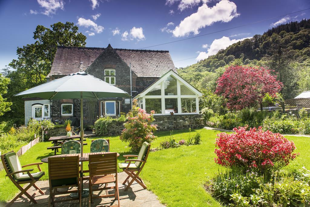 The Courthouse Bed & Breakfast Betws-y-Coed Exterior photo